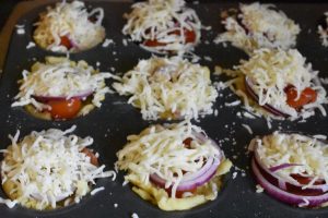 Kartoffelmuffins i form med knuste kartofler - opskrift