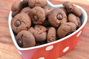 Kakao knapper - nemme småkager med chokoladeknapper