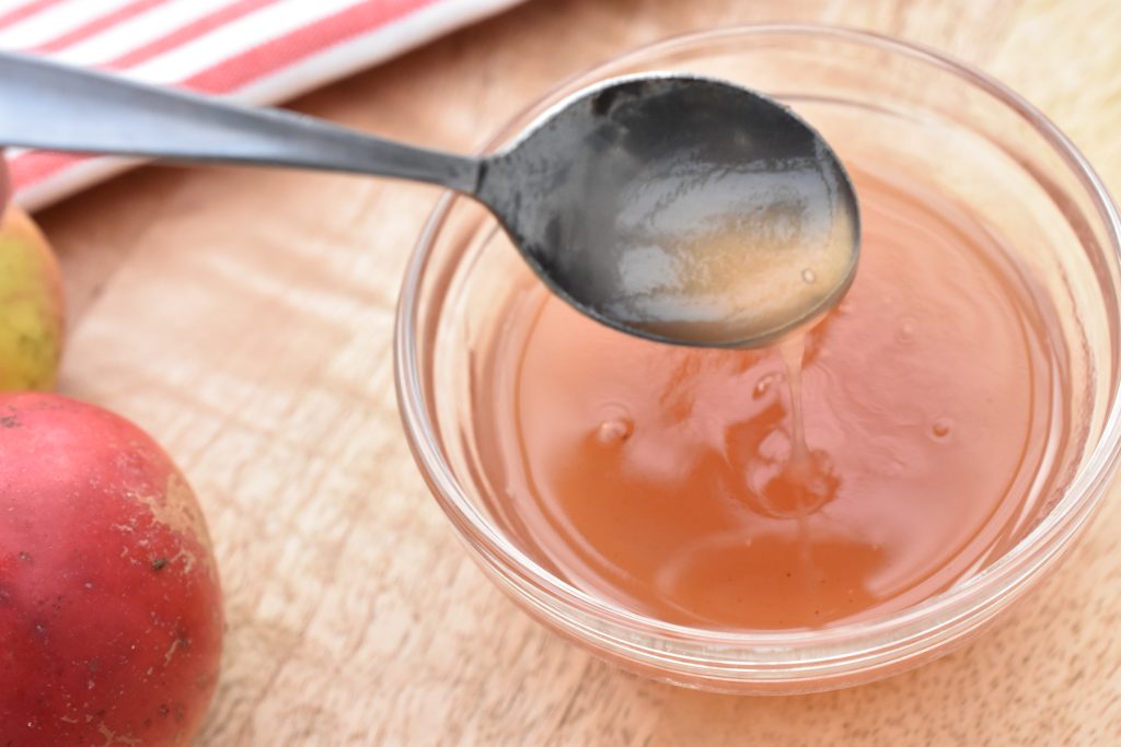 Æblesirup - nem opskrift på hjemmelavet sirup med æbler
