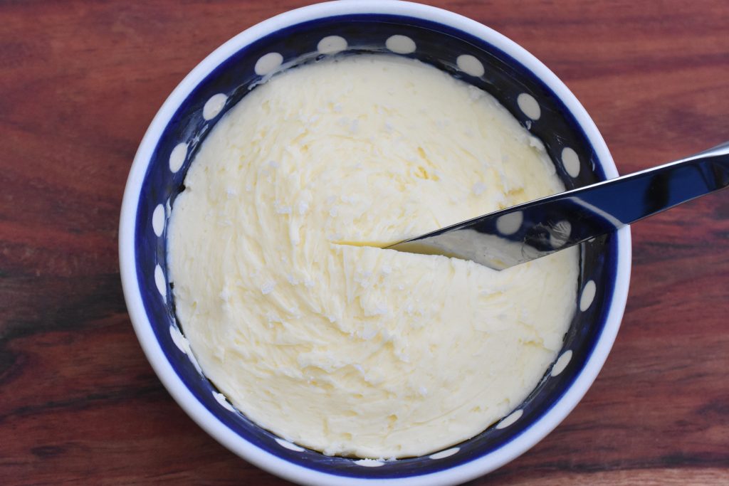 Hjemmelavet smør - nem opskrift