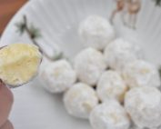 Hvide chokoladetrøfler der smelter i munden – nem opskrift på konfekt