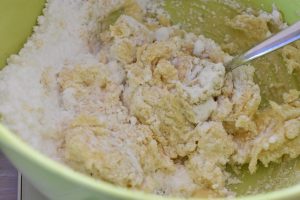 Specier - nem opskrift på sprøde småkager med sukkerkant