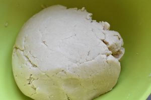 Specier - nem opskrift på sprøde småkager med sukkerkant