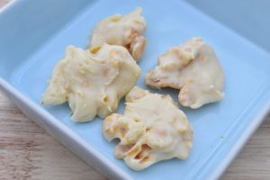 DSC_1463 • nogetiovnen.dk Cornflakestoppe med hvid fudge - opskrift på nem juleslik