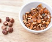 Nøddekrokant - nem opskrift på nougatine hasselnøddekrokant