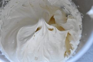 Pisket brunet smør opskrift - lækkert smør til brød