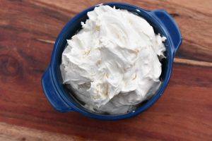 Pisket brunet smør opskrift - lækkert smør til brød