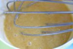 Creme anglaise – her får du en nem opskrift på klassisk vaniljesauce.