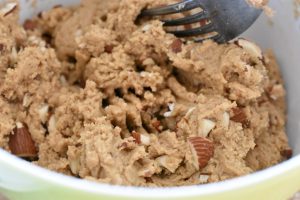 Verdens bedste cookies - med brunet smør - opskrift - dejen røres