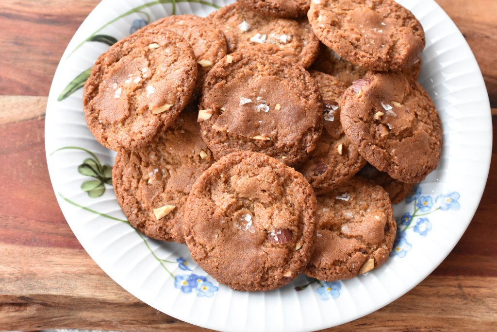 Verdens bedste cookies - med brunet smør - opskrift