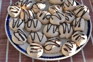 Kaffemarengs - sprøde mokkamarengs med kaffesmag