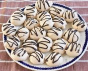 Kaffemarengs - sprøde mokkamarengs med kaffesmag