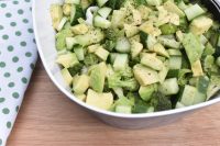 DSC_0602 • nogetiovnen.dk Spidskålssalat med avocado - nem salat opskrift