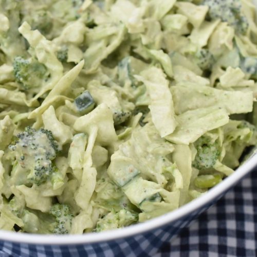 Green Goddess salat - nem opskrift på grøn kålsalat