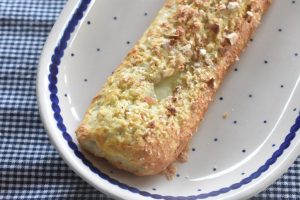 Kringler med creme og svesker - nem opskrift