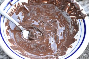 Smeltet chokolade i mikroovn