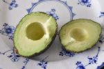 DSC_1387 • nogetiovnen.dk Halverede modne avocado