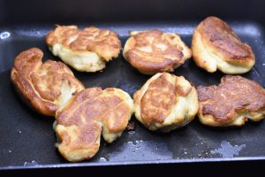 Fiskefrikadeller i ovn - steg fiskefrikadeller i ovnen