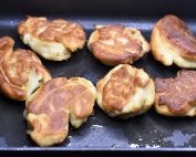 Fiskefrikadeller i ovn - steg fiskefrikadeller i ovnen