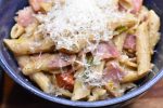 Pasta med skinke og fløde - nem opskrift