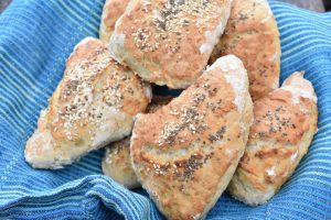 DSC_1172 • nogetiovnen.dk Ciabattaboller med havregryn - opskrift på havregrynsboller