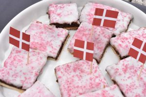 DSC_0192 • nogetiovnen.dk Studenterbrød til fødselsdag