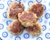 Minifrikadeller - opskrift på hjemmelavede små frikadeller