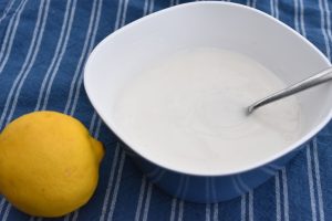 Citronglasur - opskrift på nem glasur med citron