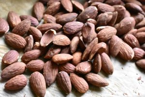 DSC_1071 • nogetiovnen.dk Ristede mandler i ovn uden salt – nem opskrift