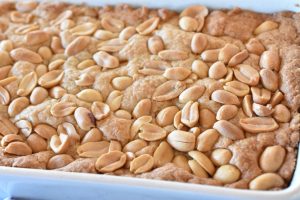 Den færdigbagte cookiekage