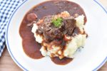 DSC_0541 • nogetiovnen.dk Braiseret kalveskank med kartoffelmos - nem opskrift