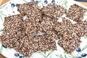 Knækbrød med kerner og chiafrø - glutenfri kerneknækbrød