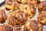 Koldhævede kanelsnurrer - nem opskrift på lækre snurrer - de bagte snurrer