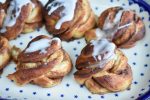 Koldhævede kanelsnurrer - nem opskrift på lækre snurrer