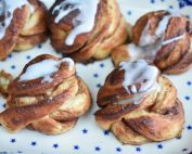 Koldhævede kanelsnurrer - nem opskrift på lækre snurrer