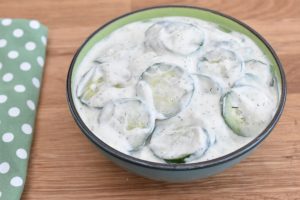 Cremet agurkesalat med dild
