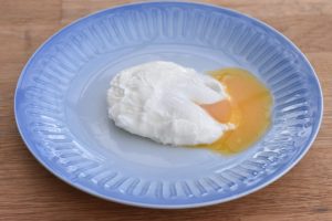 Pocheret æg i mikroovn - nem opskrift