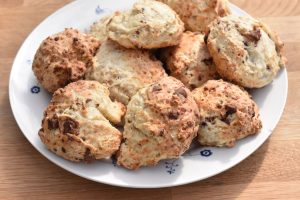 DSC_0165 • nogetiovnen.dk Scones med hytteost - protein scones med chokolade