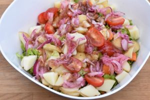 DSC_1169 • nogetiovnen.dk Salat med kartofler og syltede rødløg