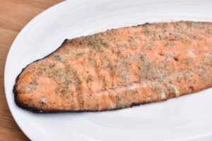 Laks på grill - nem opskrift på grillet laks