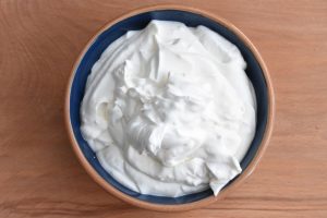 Konditorcreme til kage med hele æg - nem opskrift