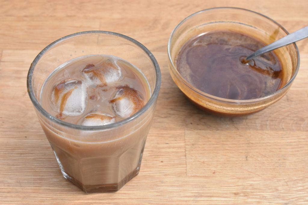 Iskaffe med kaffesirup - nem opskrift