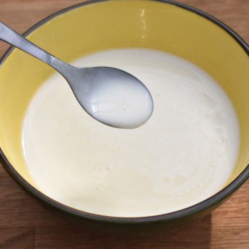 Mormordressing uden fløde - nem kærnemælksdressing