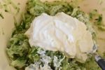 DSC_0055 • nogetiovnen.dk Tzatziki kartoffelsalat - cremet kartoffelsalat med agurk - creme fraiche eller græsk yoghurt vendes i