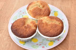 Citronmuffins med marcipan - nem opskrift
