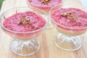 Panna cotta med hindbær - nem opskrift