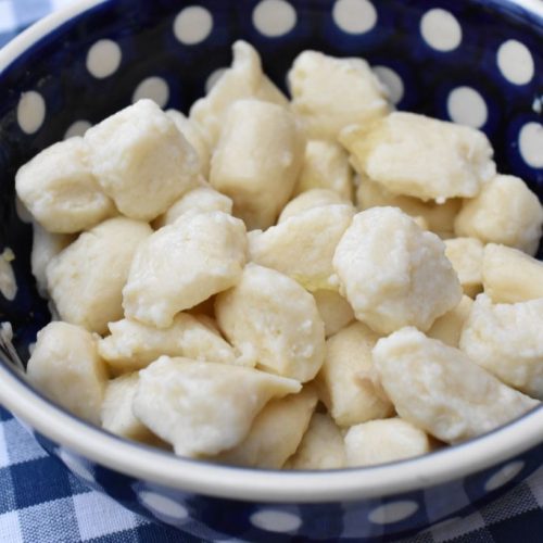 Melboller - opskrift på hjemmelavede melboller til suppe