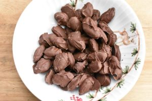 DSC_1091 2 • nogetiovnen.dk Mandler med chokolade - ristede chokolademandler