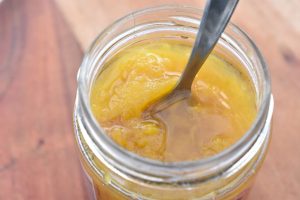 Mangokompot med vanilje - nem opskrift